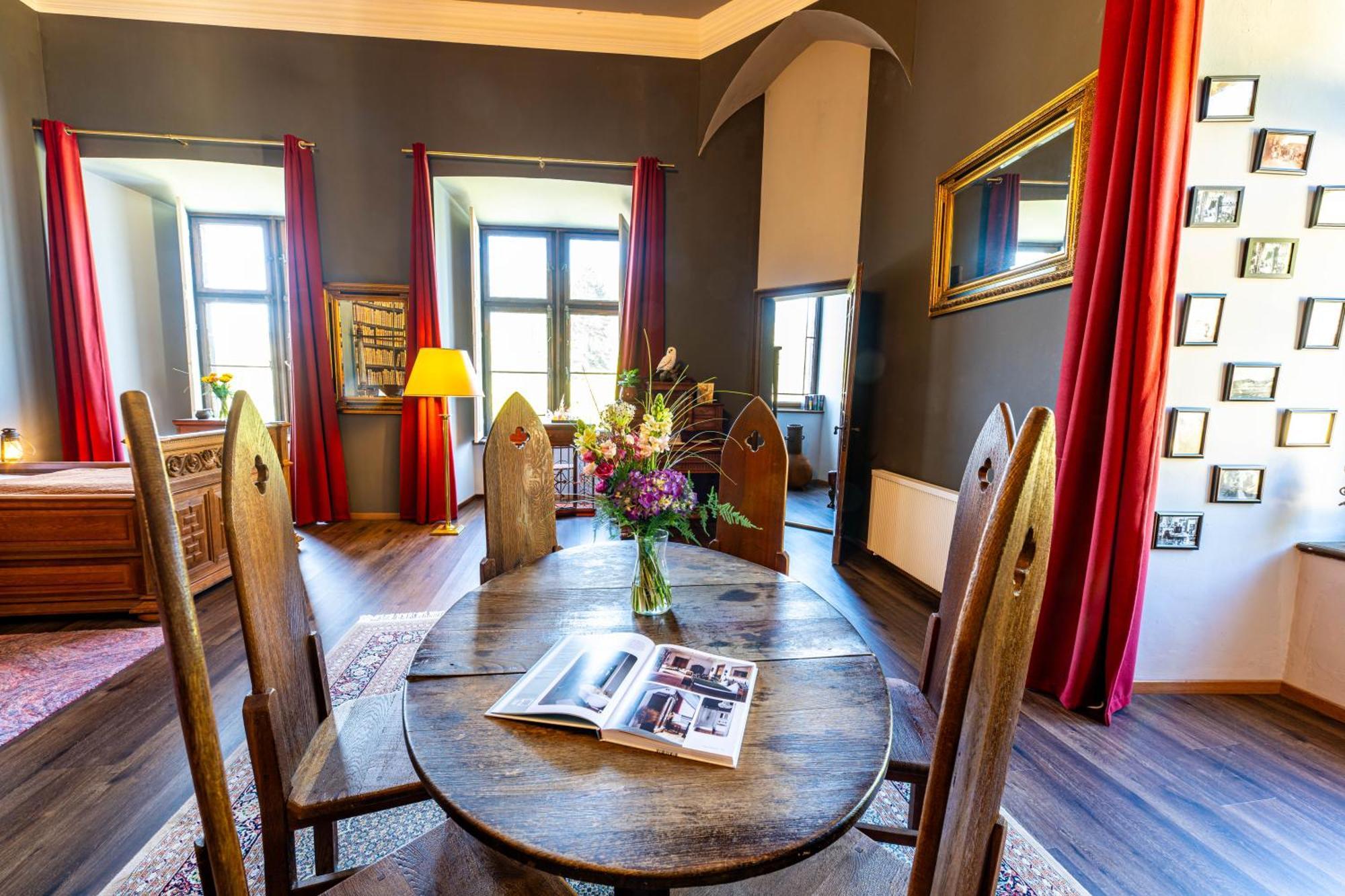 Schloss Arenfels Bad Honningen Bagian luar foto