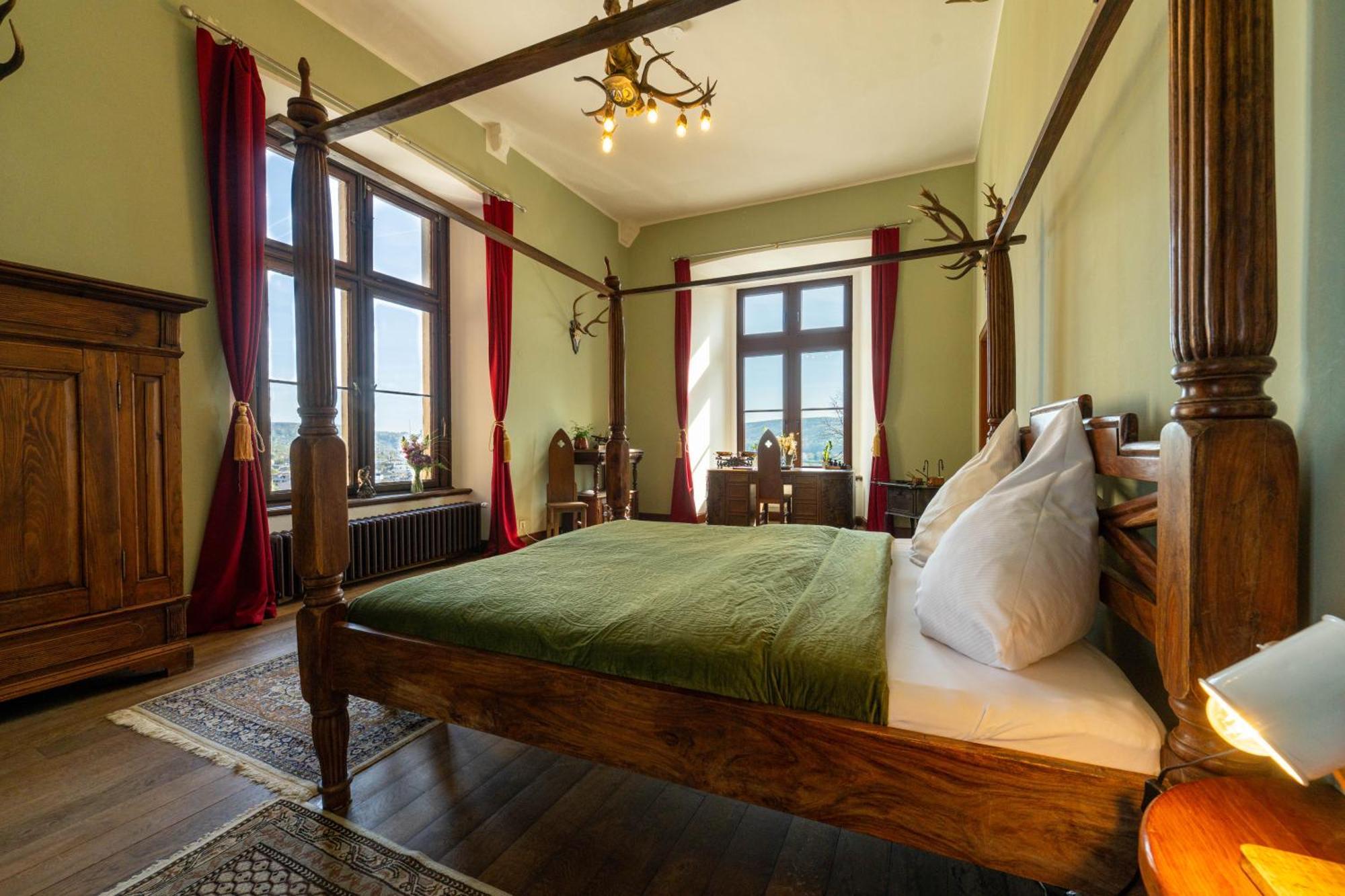 Schloss Arenfels Bad Honningen Bagian luar foto