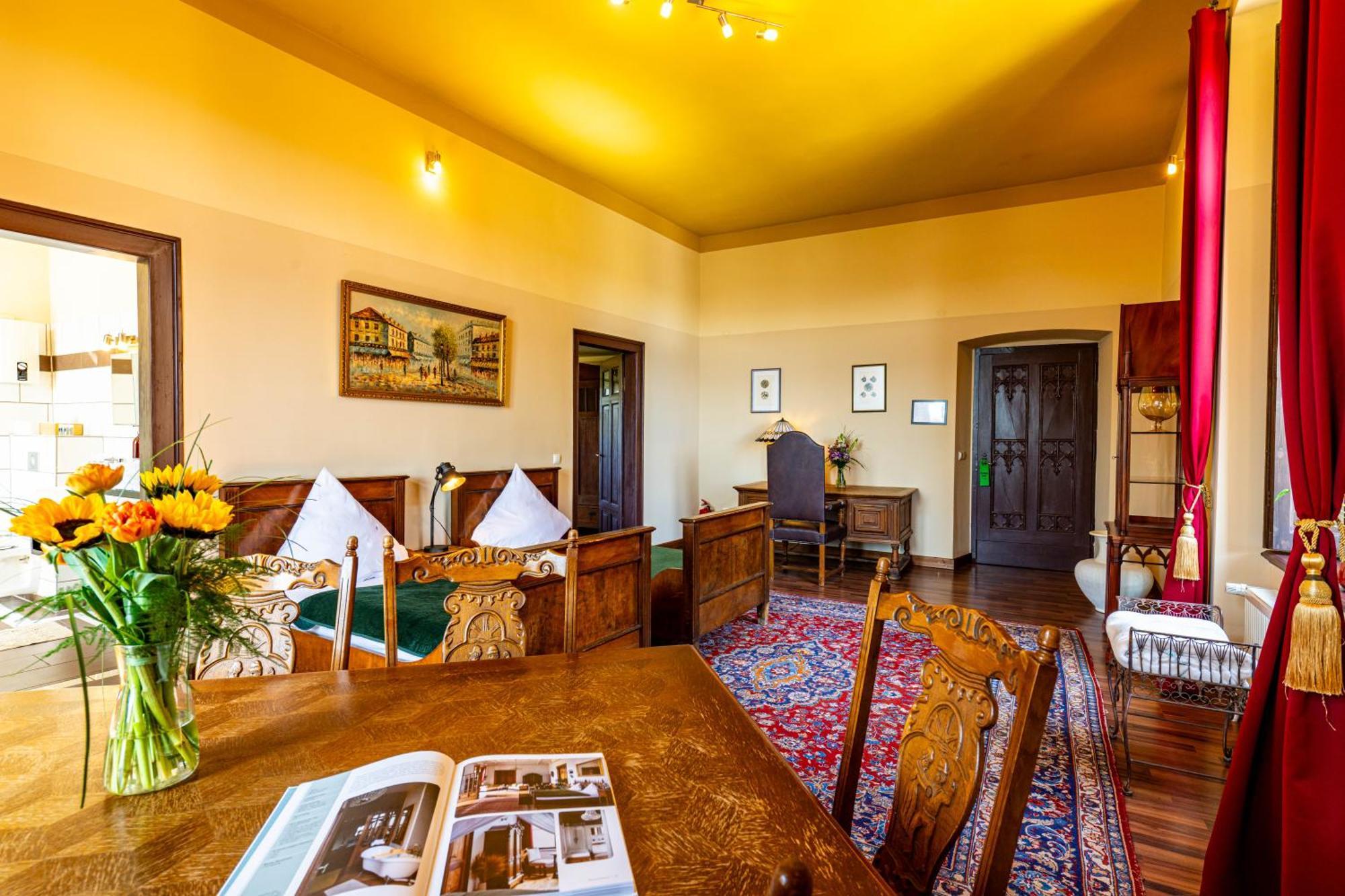 Schloss Arenfels Bad Honningen Bagian luar foto